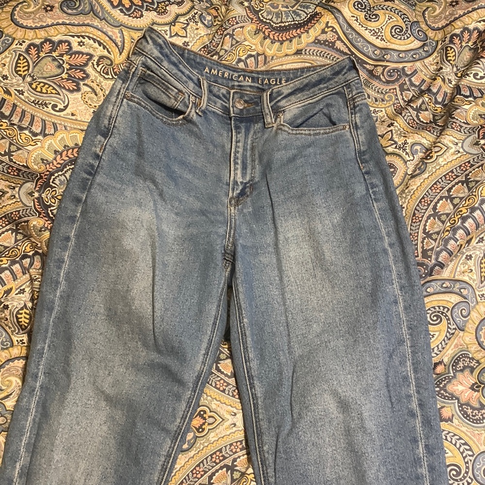 American Eagle Mom Jeans Stretch Size 2